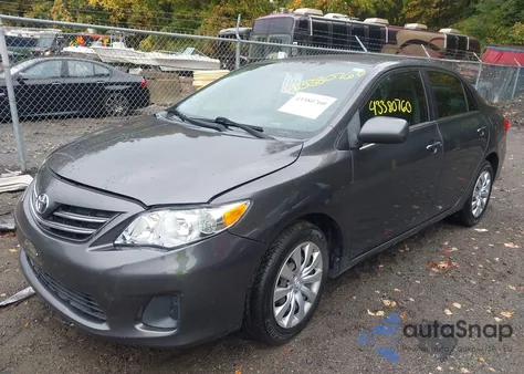 2013 Toyota Corolla Le z USA, uszkodzony, nr VIN 5YFBU4EE7DP108734